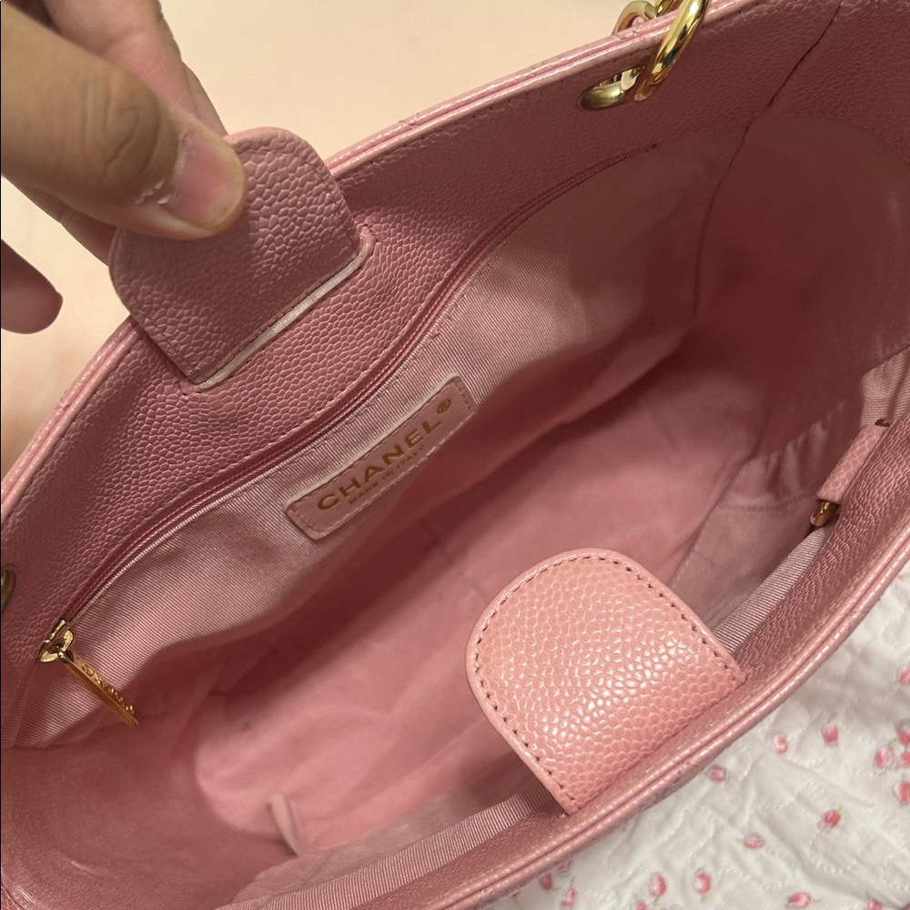 Chanel Pink Quilted Shoulder Bag - Picture 12 of 16